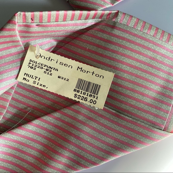 Dolcepunta New with Tag Tie in Pink and Silver - Picture 3 of 6